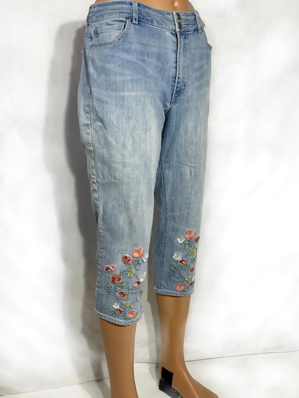C Est 1946 Sz 14 Cropped Jeans Embroidered Womens Denim